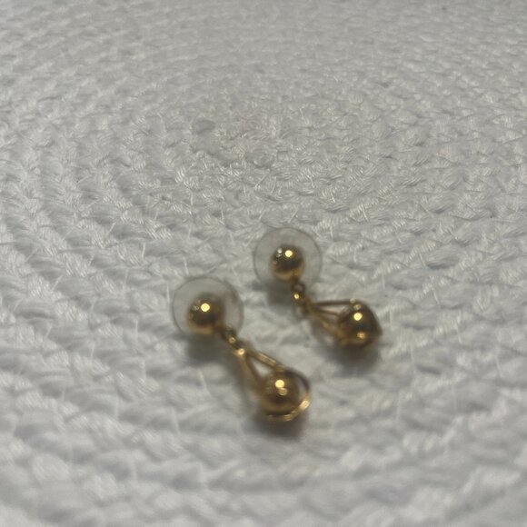 Vintage GOLD TEARDROP BALL Dangle Earrings #93D - Picture 1 of 3
